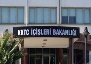 KKTC ileri Bakanlndan aracyla Trkiye ye gidecek olanlar iin nemli duyuru